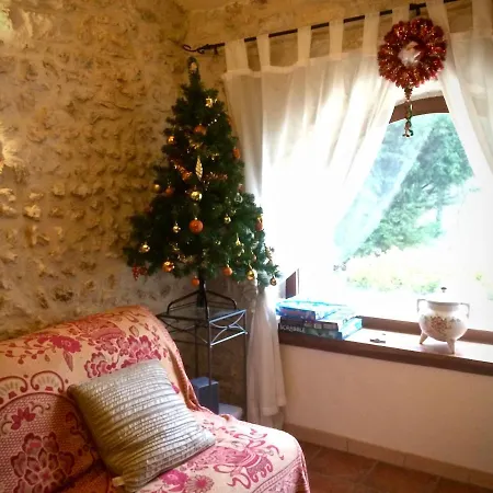 Wisteria & Jasmine Holiday home *