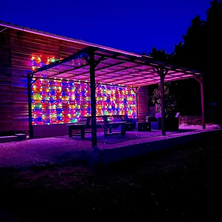 Сasa de vacaciones Wisteria & Jasmine Genouille (Vienne)